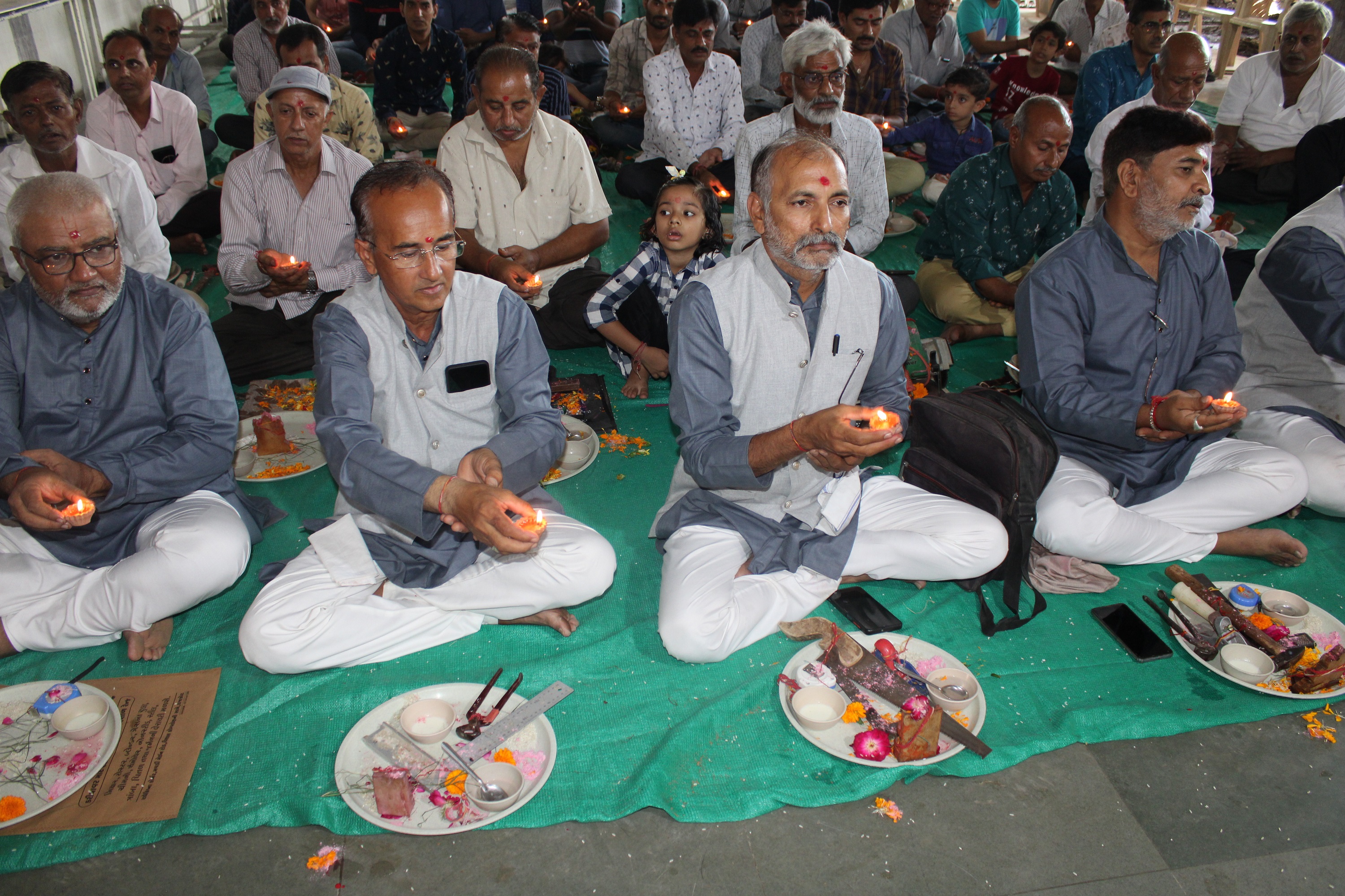 Shree Gurjar Sutar Pragati Mandal Rajkot - àª¶à«àª°à«€ àª—à«àª°à«àªœàª° àª¸à«àª¤àª¾àª° àªªà«àª°àª—àª¤àª¿ àª®àª‚àª¡àª³ àª°àª¾àªœàª•à«‹àªŸ - SAMUHIK HATHIYAR PUJAN 2022